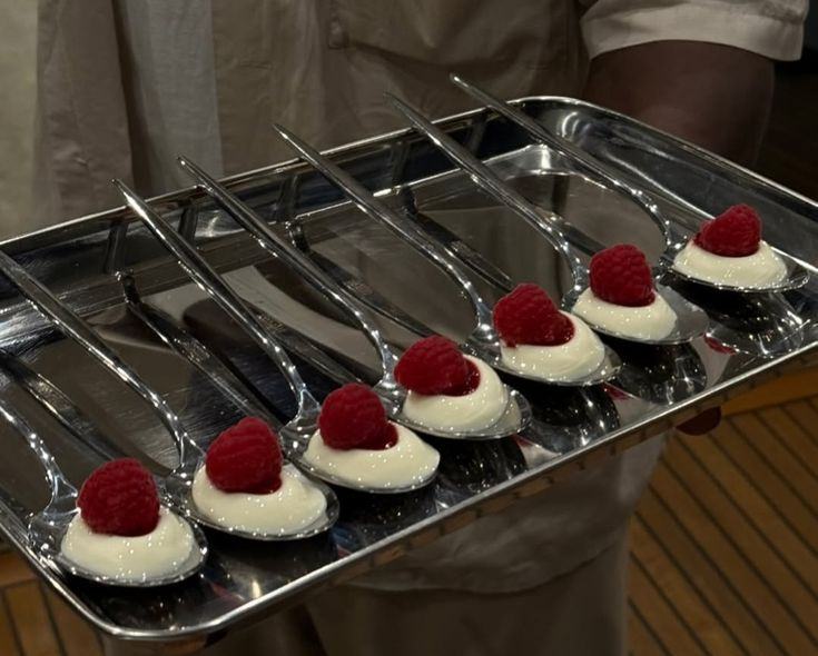 Tart mặn hải sản