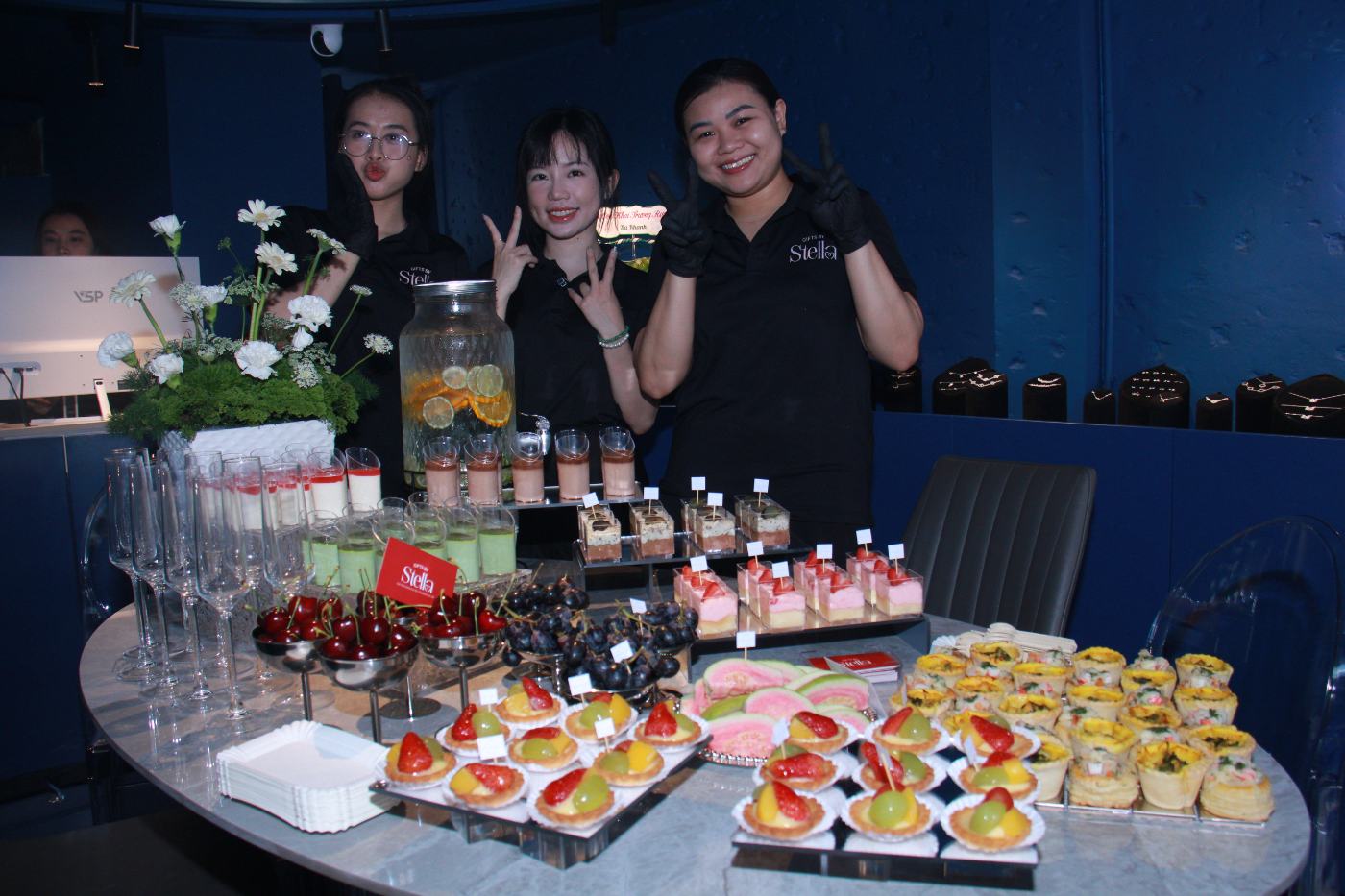 Đội ngũ Gifts by Stella phục vụ tận nơi